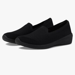 Sketchers Stretch Fit Black Knit Shoes